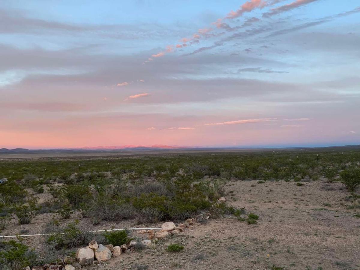 Camping At Desert Gardens Oasis In Lobo, Tx Van Horn Exterior foto