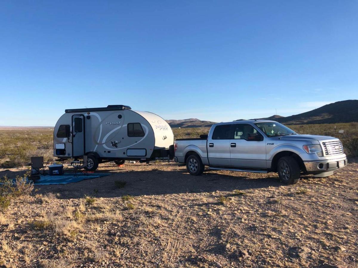 Camping At Desert Gardens Oasis In Lobo, Tx Van Horn Exterior foto